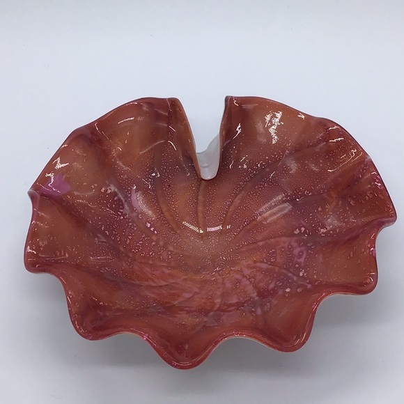 Vintage Murano White Cased Aventurine Scallop Shaped Bowl - Picture 2 of 10